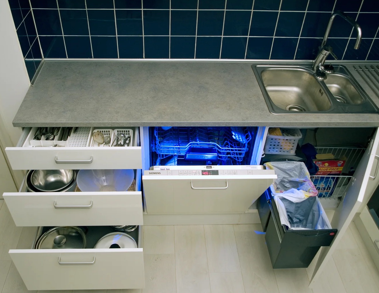 Dishwasher Leak Cleanup in Oakland, CA